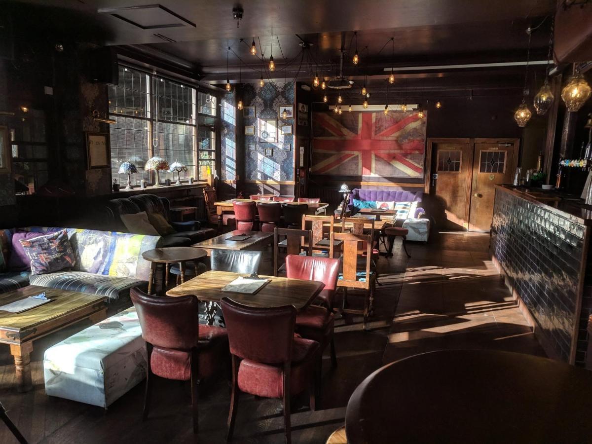 לונדון The Walrus Bar And Hostel מראה חיצוני תמונה